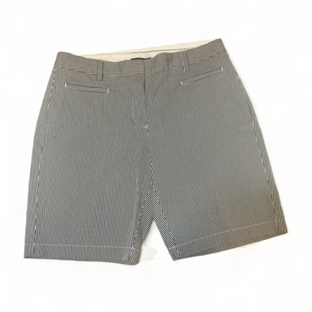 Lands End Fit 2 Me Women Size 10 Dark Navy Pinstripe Pocket Bermuda‎ Shorts
